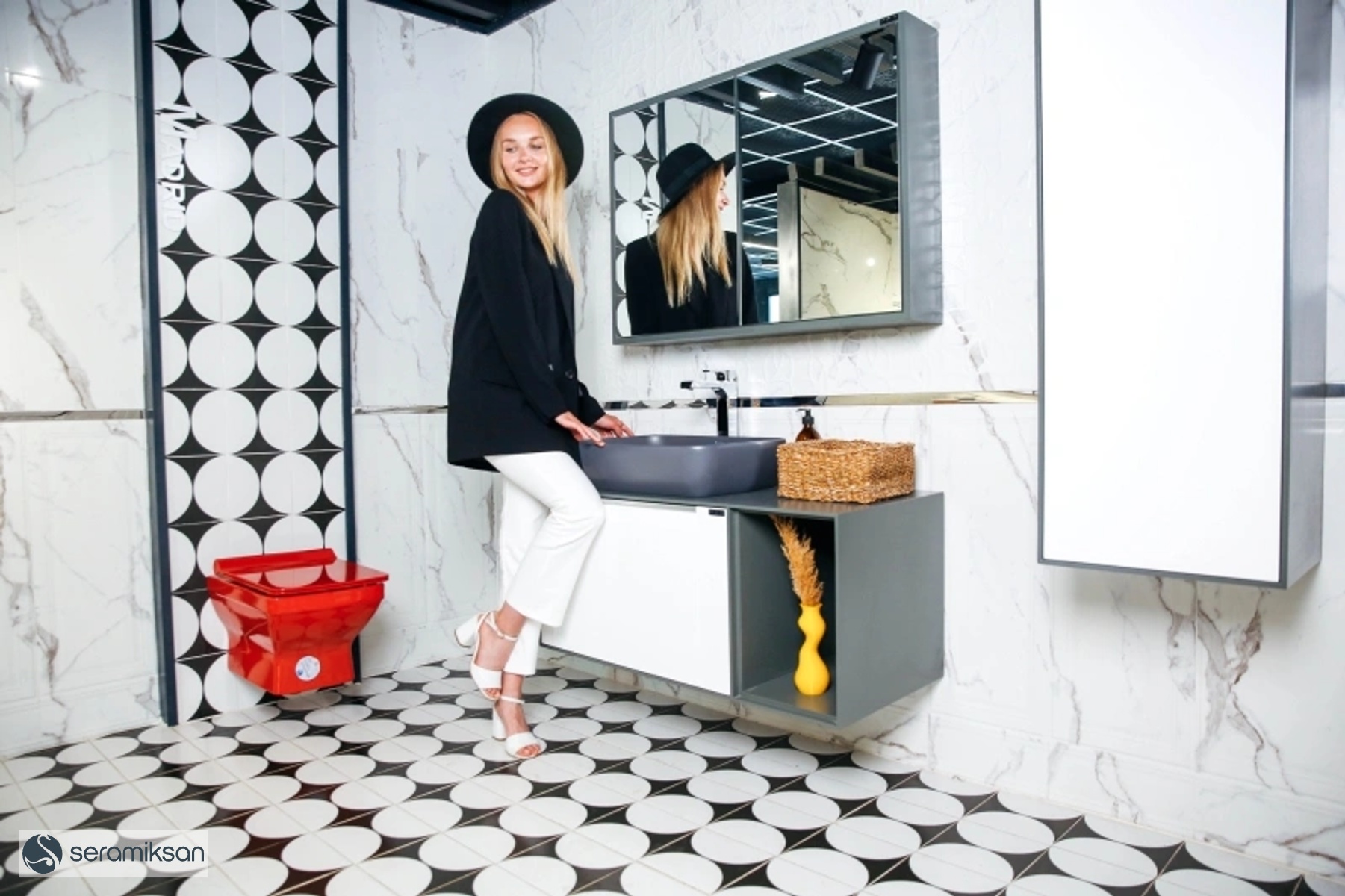 30*90 HELENA PARLAK FLORAL LUSTER DEKOR